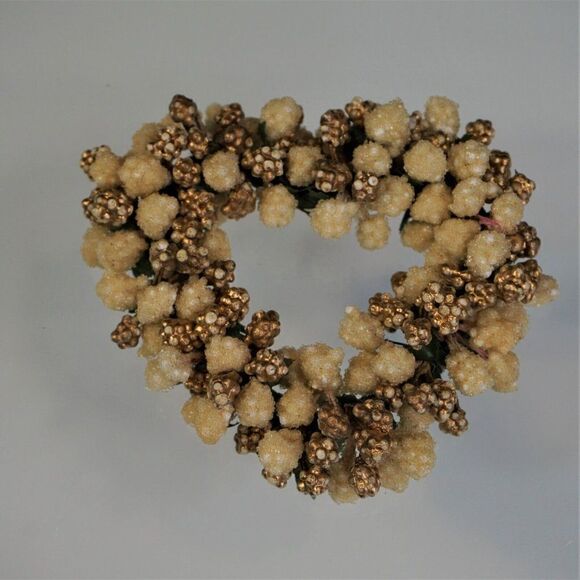 Christmas Candle Ring Frosted Gold Glitter Heart Shaped Holiday Decor - Picture 1 of 5